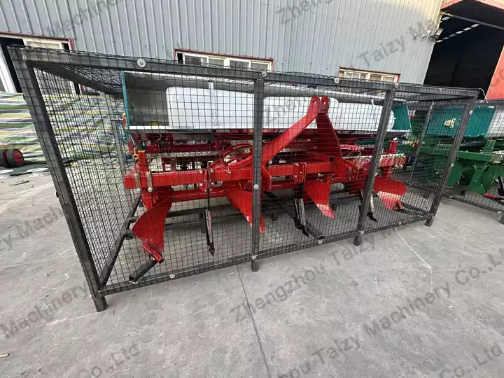 Groundnut Seeds Planting Machine