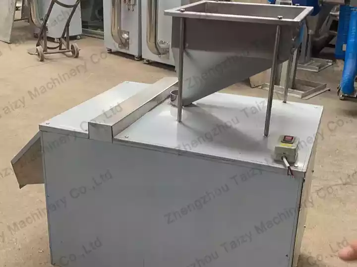 almond slicing machine
