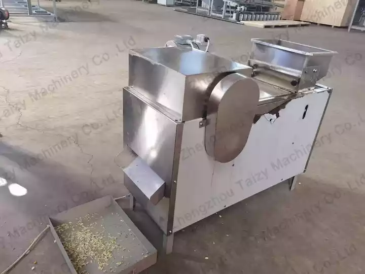 peanut strip cutting machine