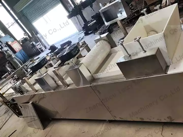 What Is The Average Cost Of A Crisp Peanut Bar Production Line? 2 Automatic Peanut Brittle Making Machines