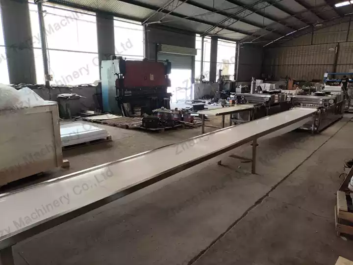 What Is The Average Cost Of A Crisp Peanut Bar Production Line? 4 Peanut Candy Processing Line