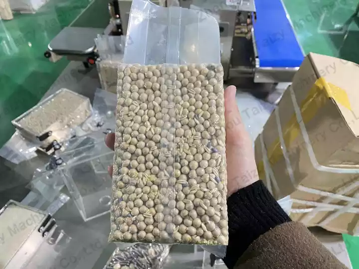 vacuum-packed beans