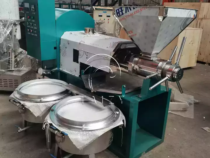 Wie verbessert die kleine Schraube Ölpressmaschine den Gewinn der Erdnusölwerkstatt? 2 Kleine Schraube Ölpressmaschine